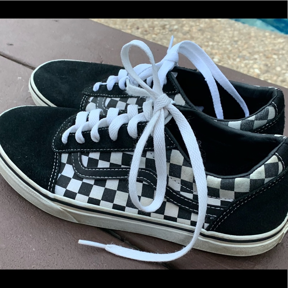 Old skool checkered vans